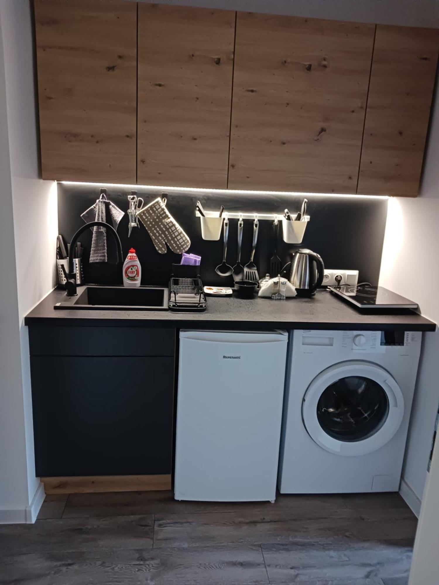 Apartamenty Marco 3-Bis- Przy Dworcu-Stare Miasto-Super Wi Fi Краків Екстер'єр фото